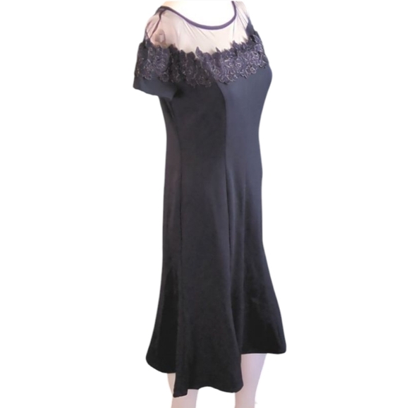 Maggie London Dress For Kitty Rescue!! - Picture 1 of 17